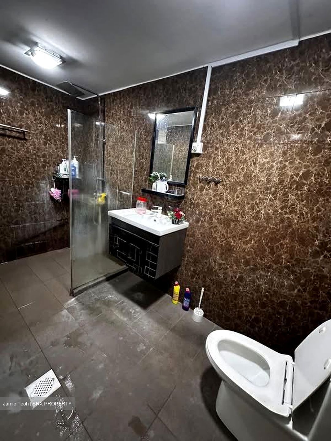 Toh Estate (D17), Terrace #567965311